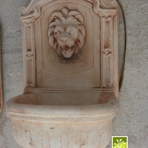 Arredo Giardino Lecce Fontana Cemento Muro Leone